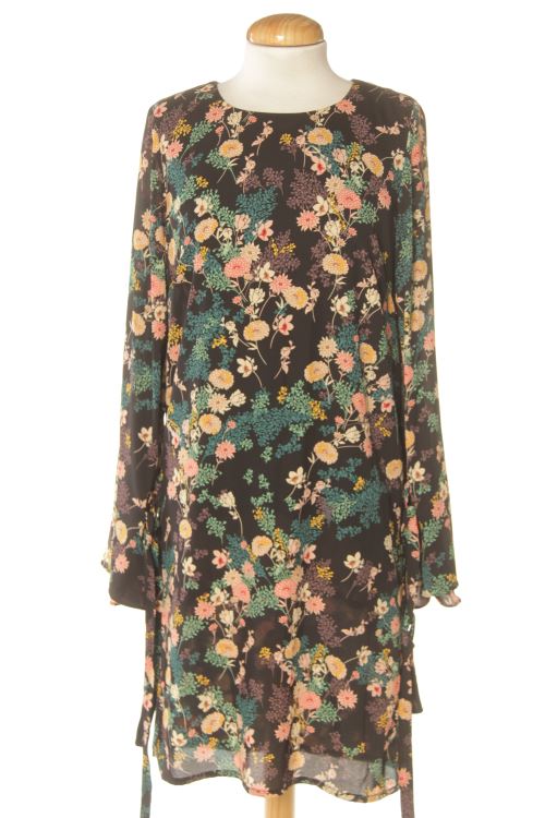 Einfaches Kleid