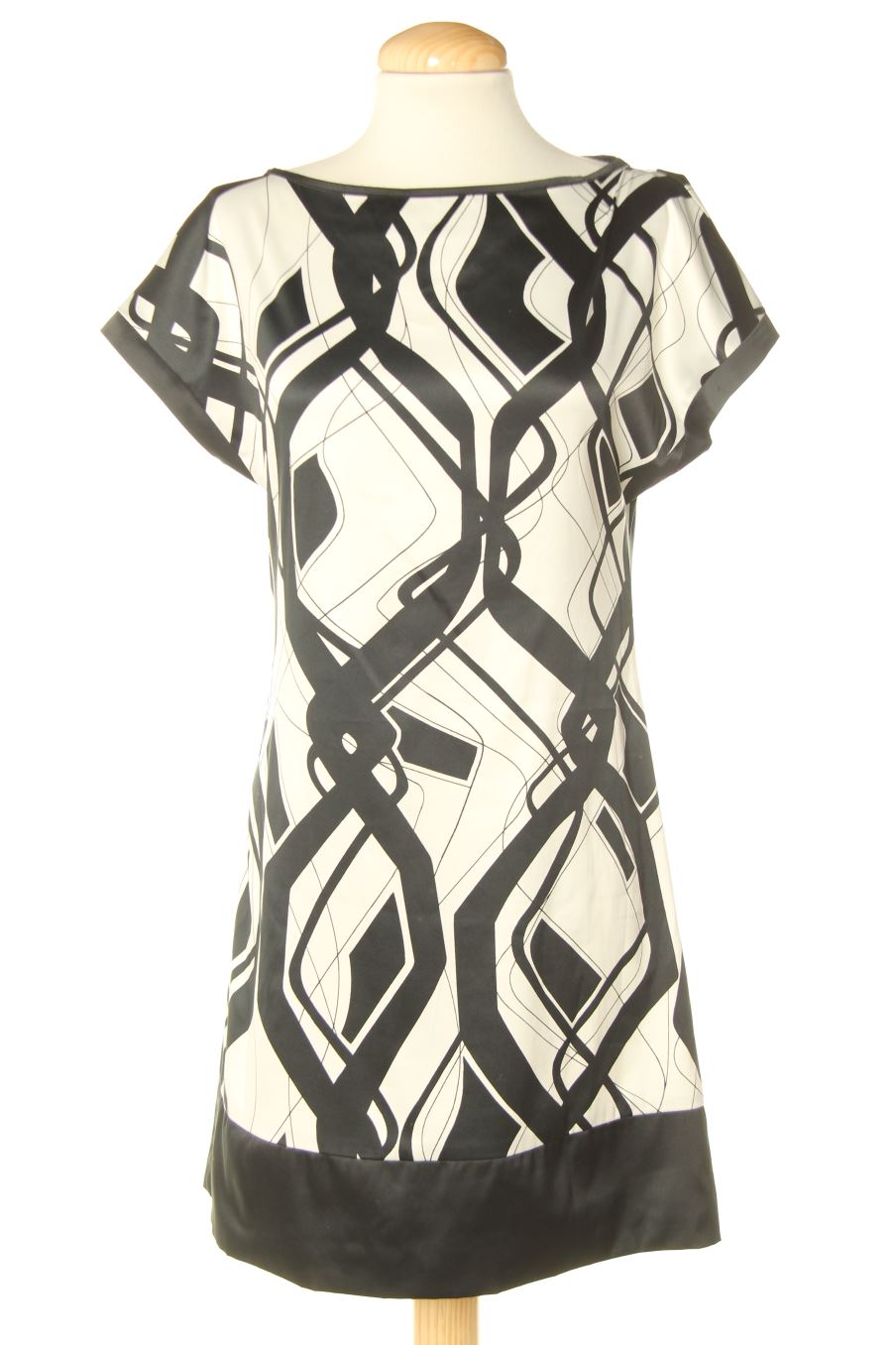 Robe casual H&M de la taille 34, de couleur imprimés