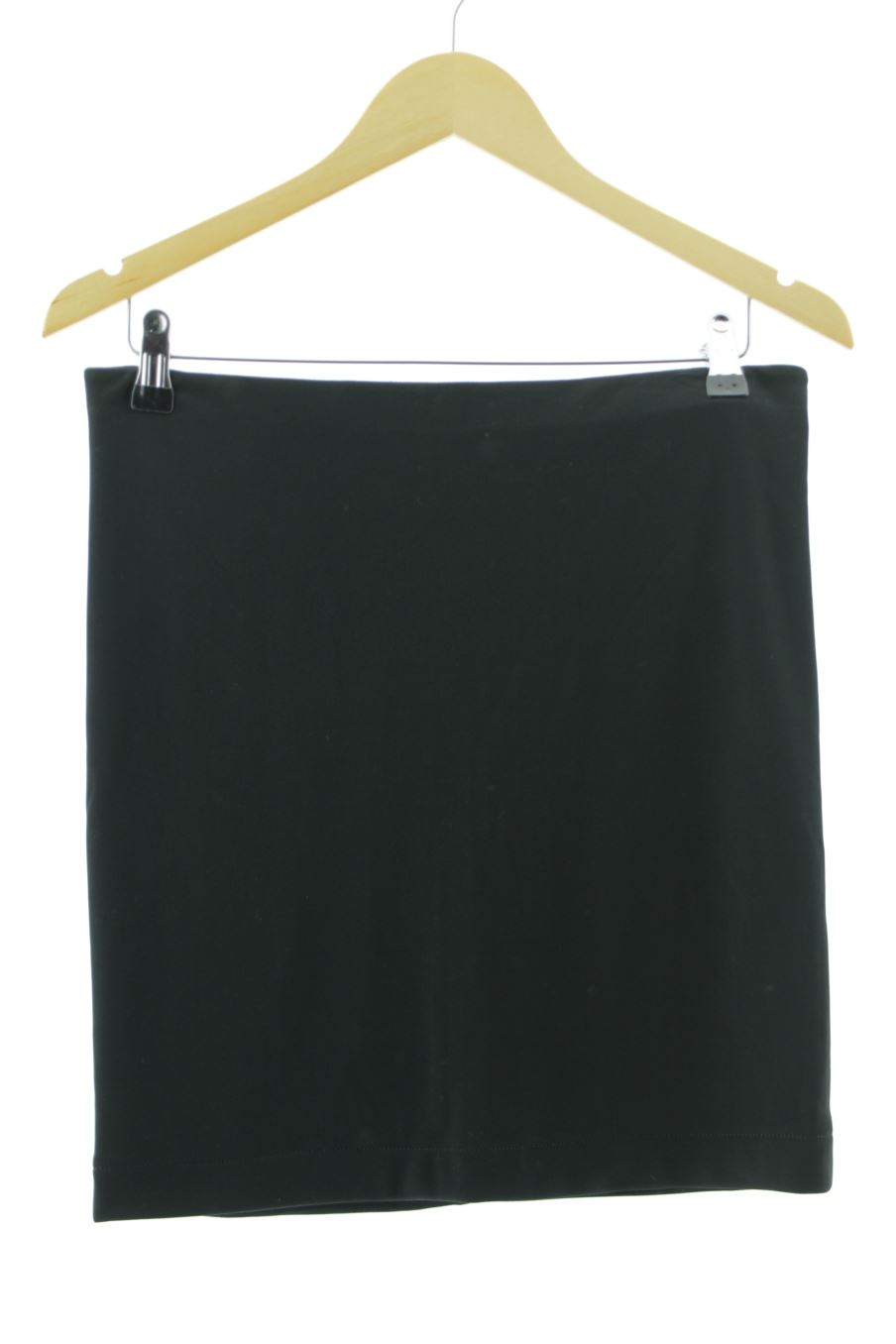 Falda de Zara de la talla 42, de color negro