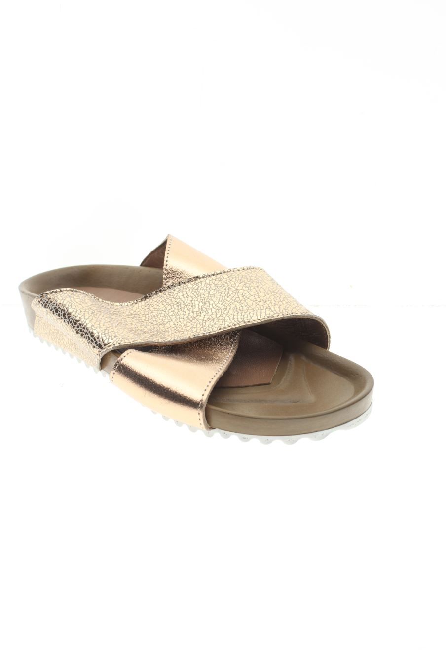 Sandalias planas de Pedro Torres de la talla 37, de color dorado de
