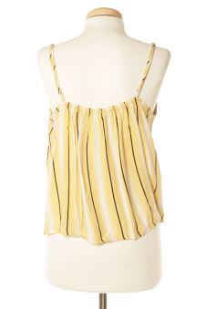 Aufwändiges Top M Bizzbee