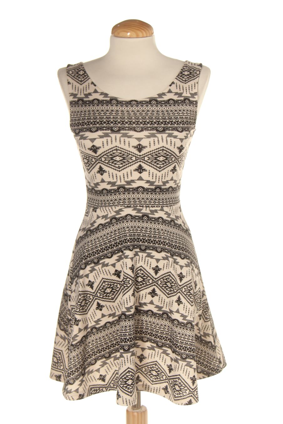 Robe casual H&M de la taille 34, de couleur imprimés