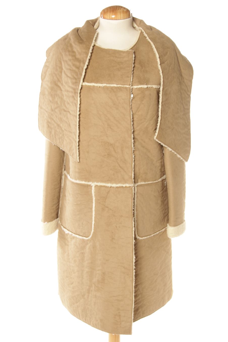 Abrigo de Armani Jeans de la talla 42, de color beige