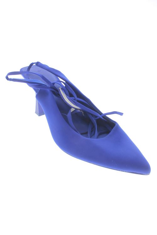 Schuhe mit Absatz
