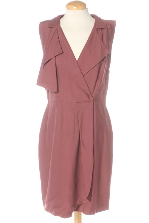 Aufwändiges Kleid