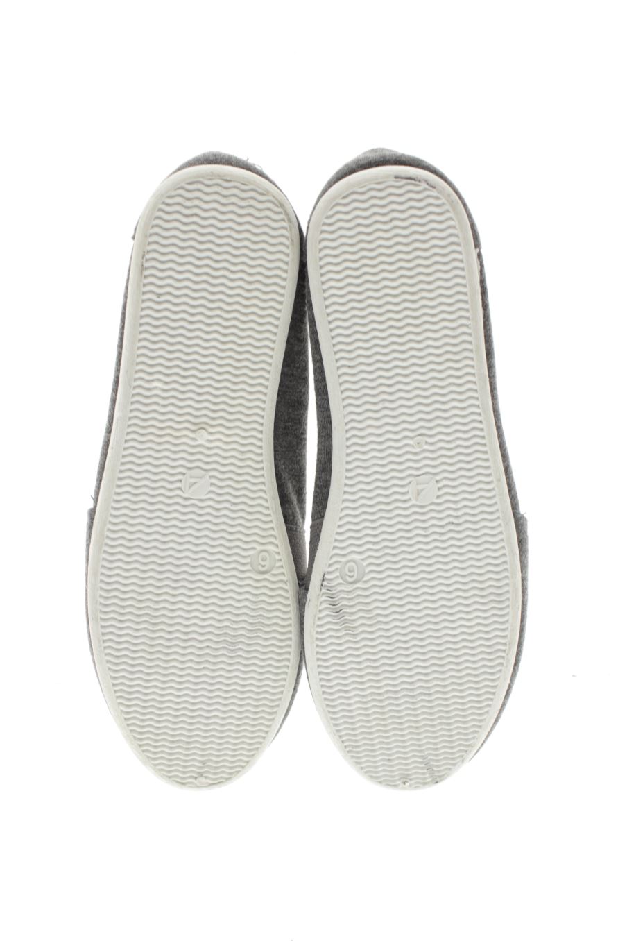 Zapatos planos de Ardene de la talla 37, de color gris de