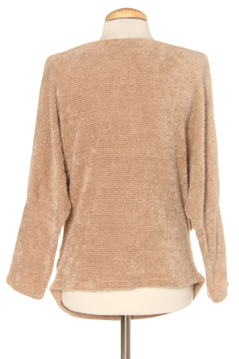 Pull New collection de la taille M, de couleur beige