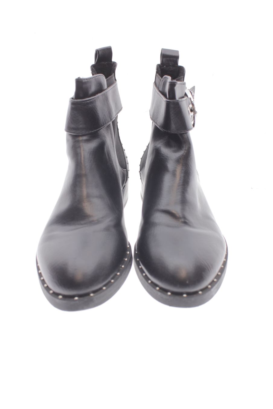 Botines de Bershka de la talla 36, de color negro de