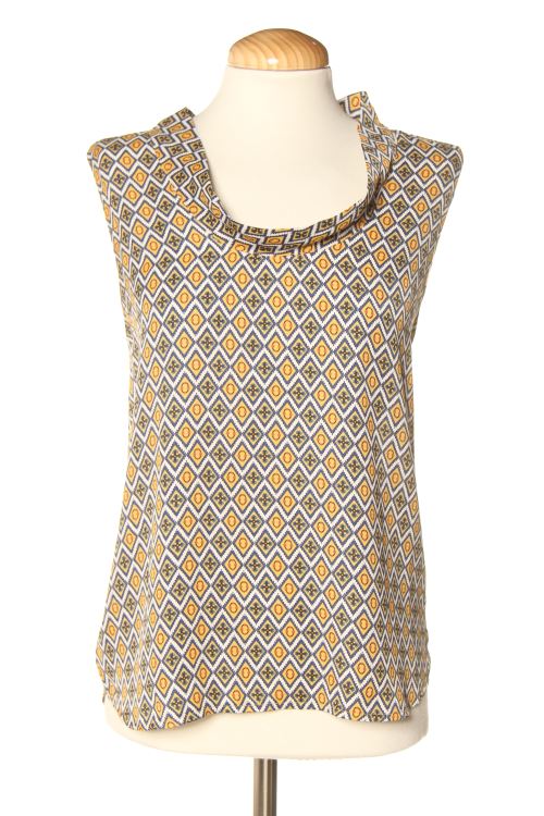 Aufwändiges Top