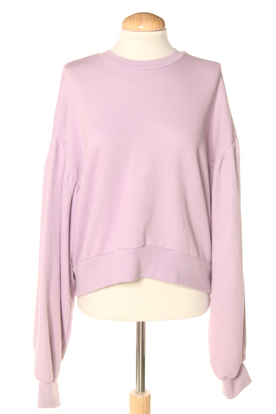 Sudadera de Bershka de la talla L de color morado