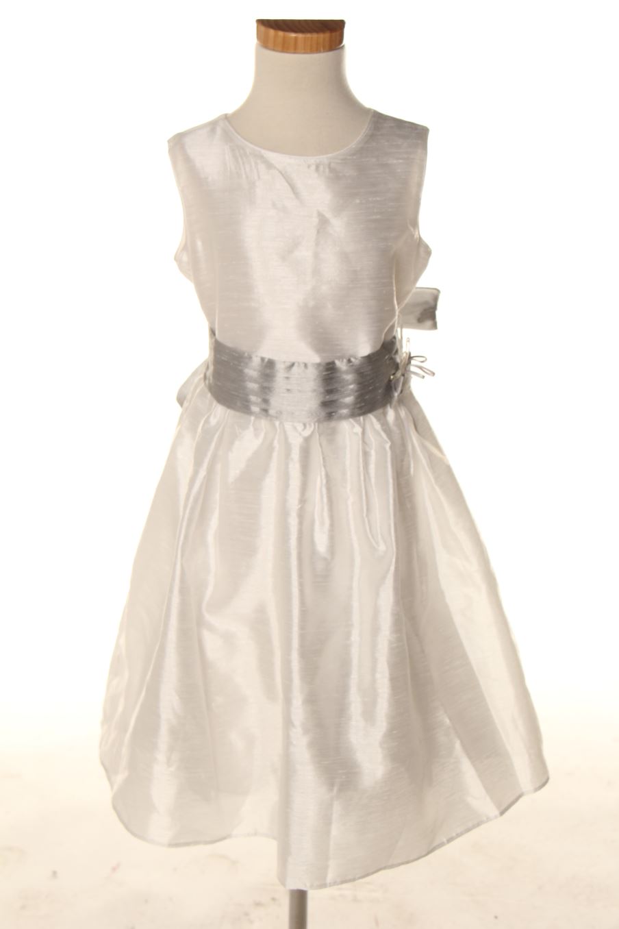 Traje de ceremonia de Kiriki de la talla 8 años de segunda mano