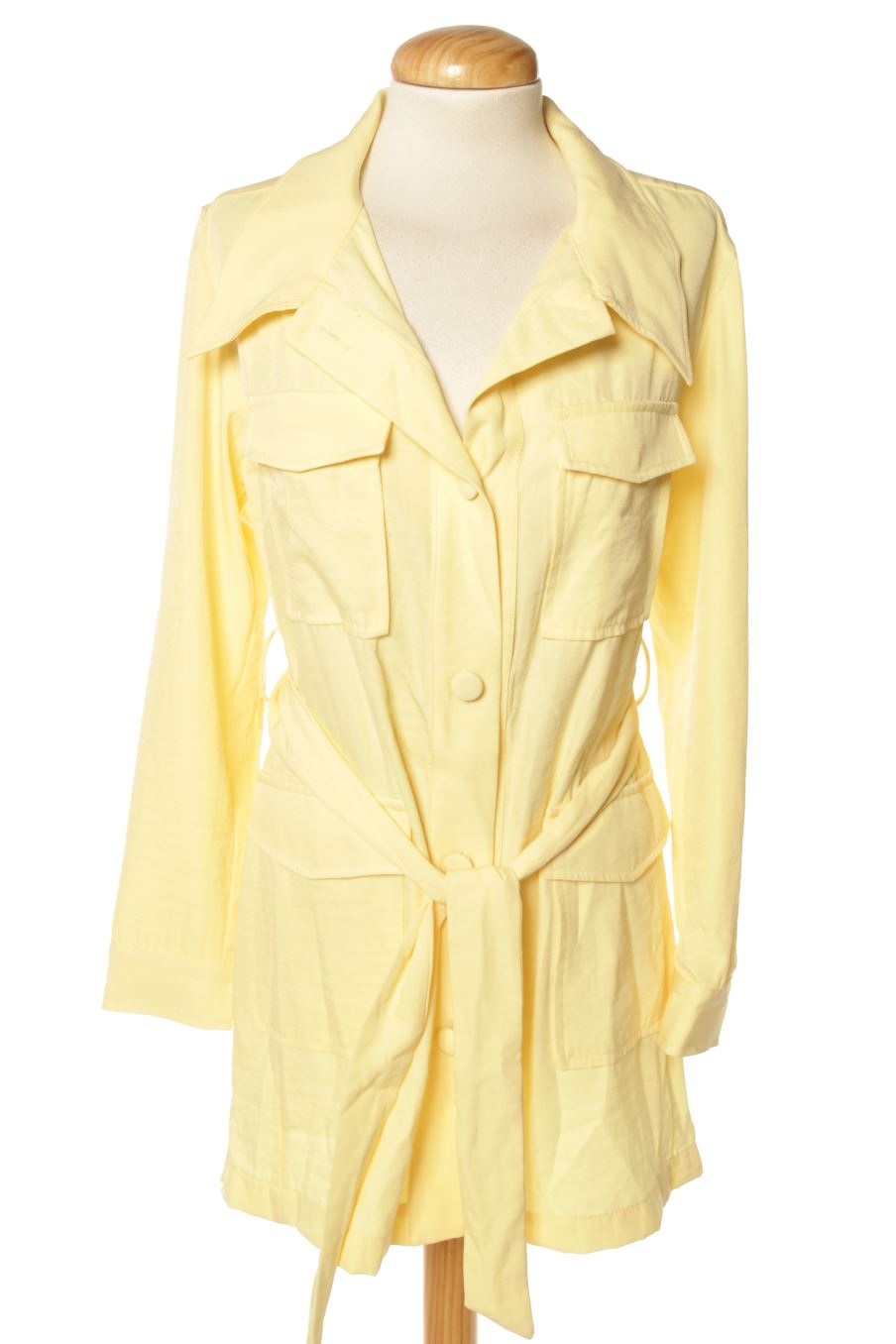 Vestido casual de CHIRIBITA  de la talla 34, de color amarillo