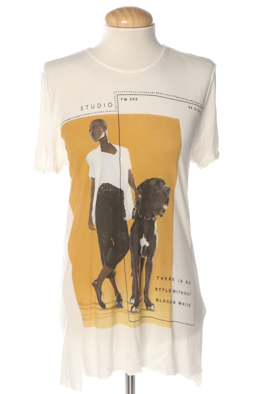 T-Shirt von Zara Größe S, Farbe Weiss, für