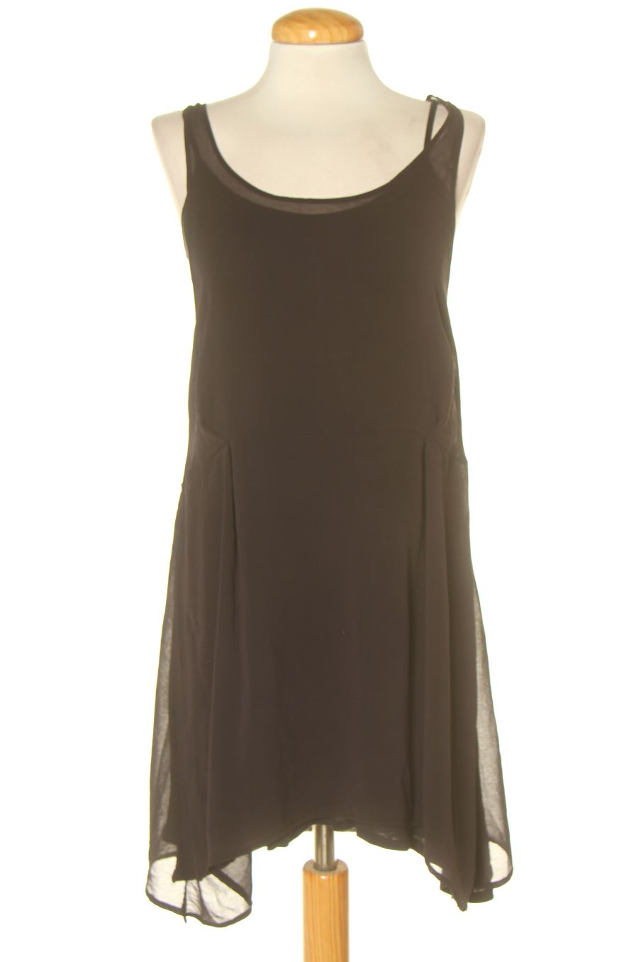 Robe casual Zara de la taille M, de couleur noir