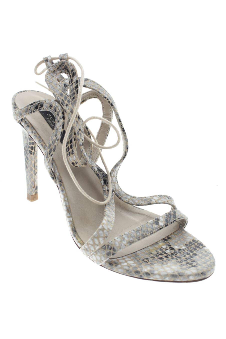 Sandalias tacon de Zara de la talla 38, de color animal print de