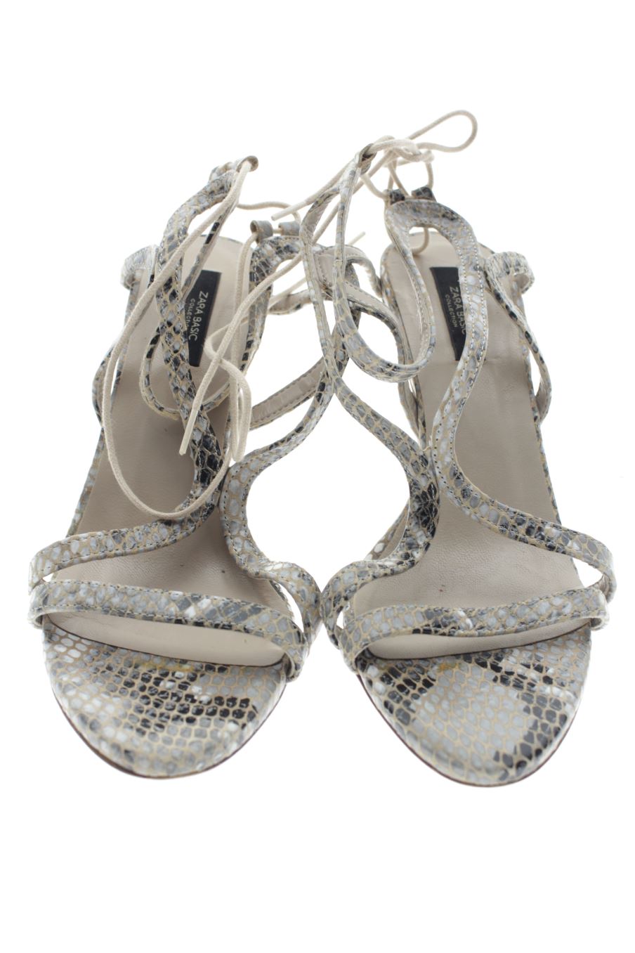 Sandalias tacon de Zara de la talla 38, de color animal print de