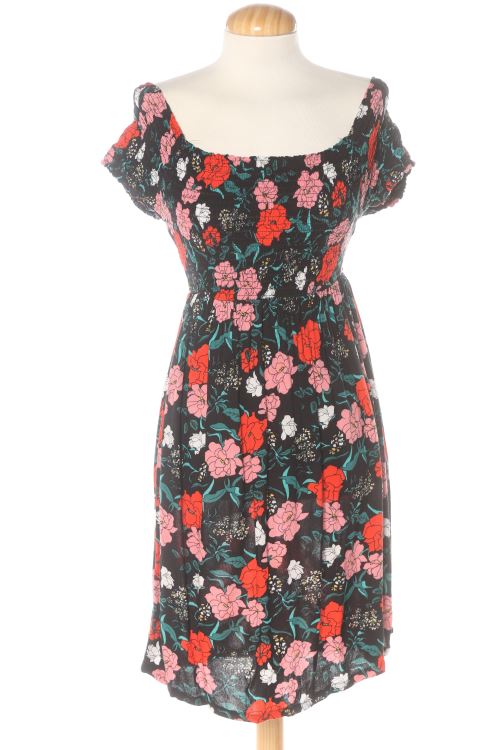 Einfaches Kleid