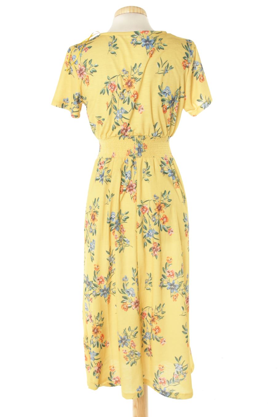 Vestido casual de Pull & Bear de la talla S, de color flores