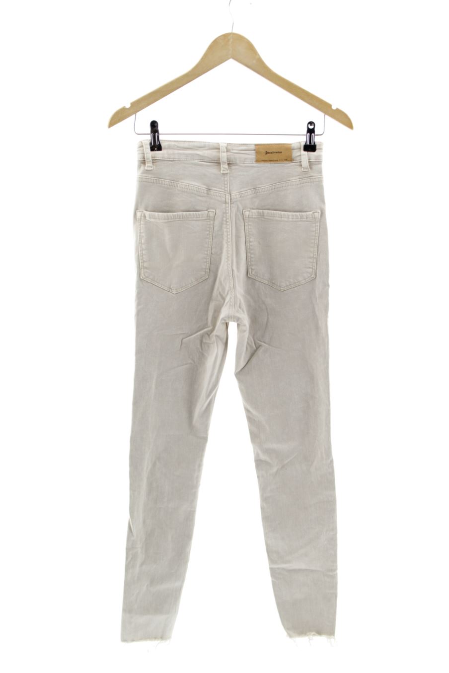 Jeans Stradivarius de la taille 36, de couleur beige de denim