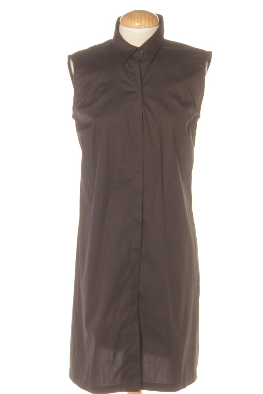 Vestido casual de Zara de la talla S, de color negro