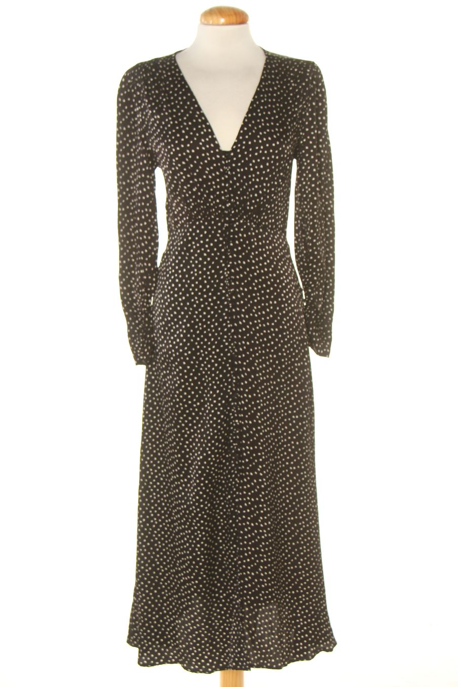 Robe casual Mango de la taille S, de couleur imprimés