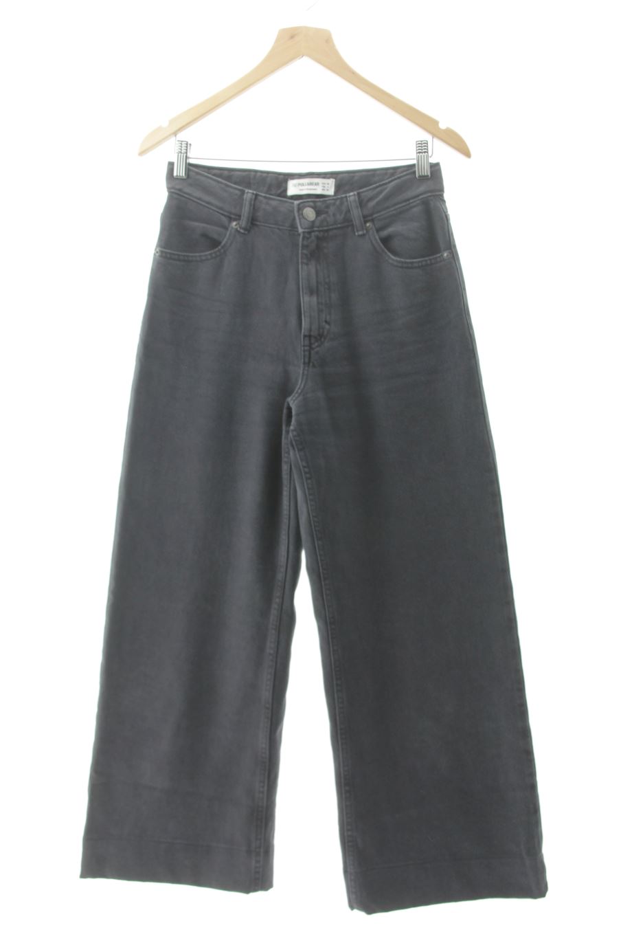 Jeans Pull & Bear de la taille 38, de couleur noir de denim