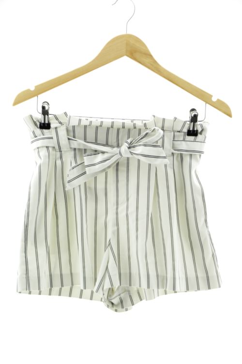 Pantalón corto