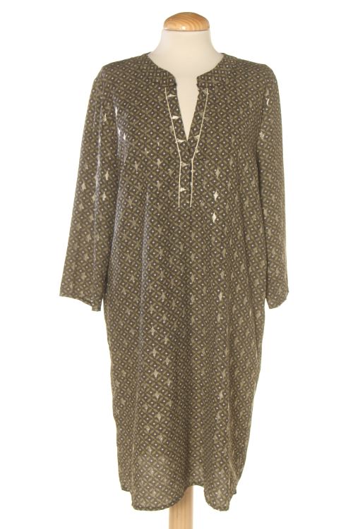 Einfaches Kleid
