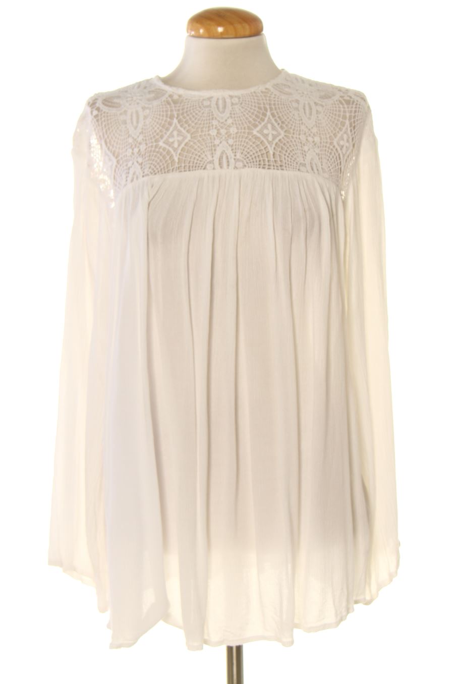 Blusa a maniche lunghe de Zara de la talla M, de color bianco