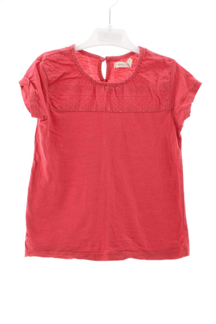 T-shirt Sfera de la taille 5 ans de seconde main