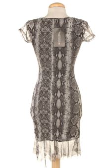 Einfaches Kleid 34 PRETTYLITTLETHING