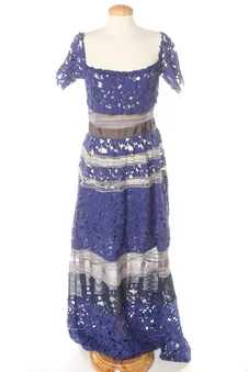 Robe L Teria Yabar, photo 1 sur 3