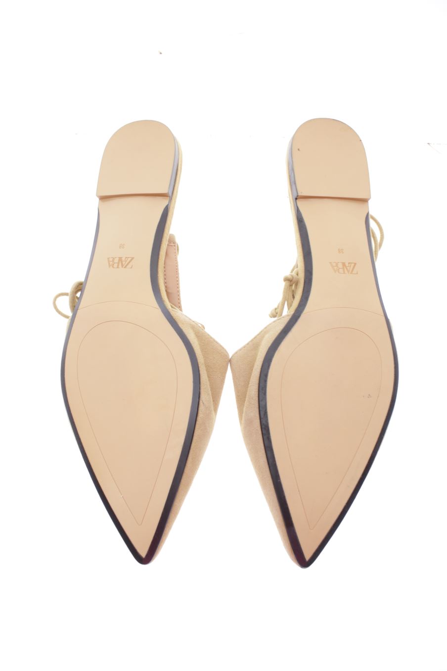 Sandalias planas de Zara de la talla 38, de color marrón de