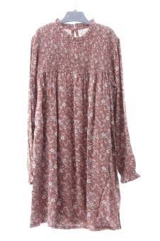 Aufwändiges Kleid 134 Unit