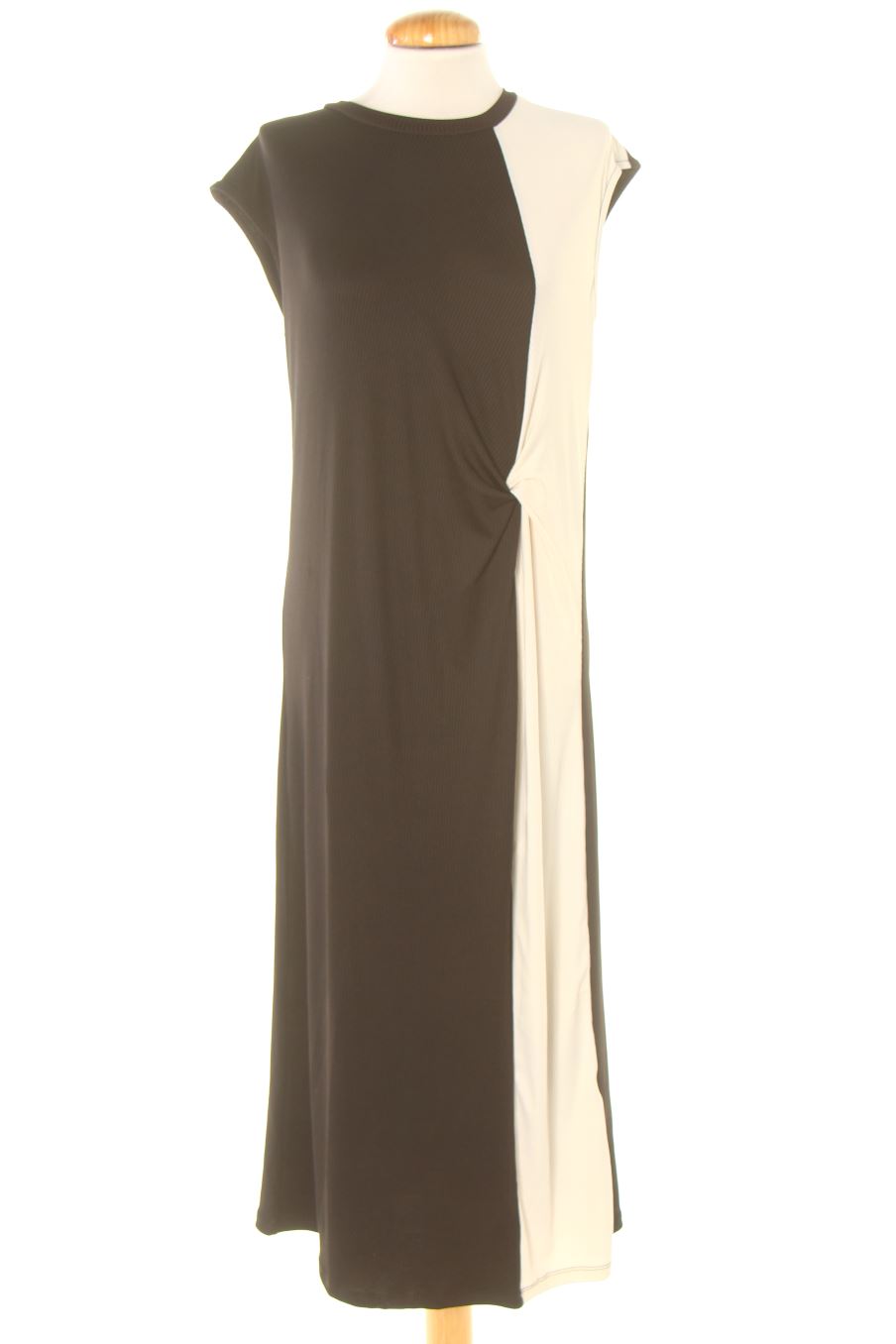 Robe casual Sfera de la taille M, de couleur noir