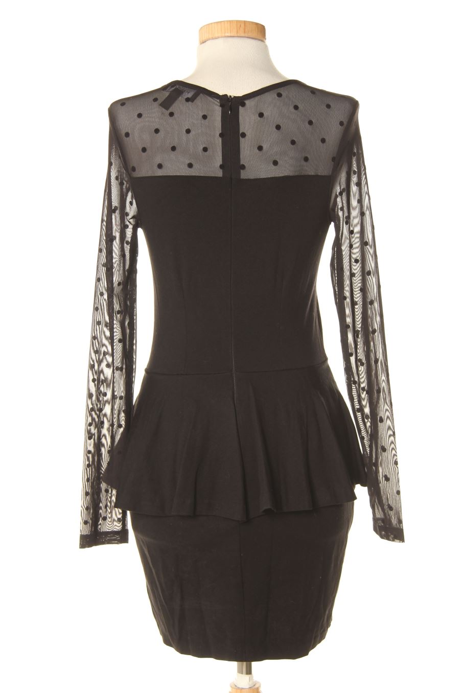 Robe casual Mango de la taille S, de couleur noir