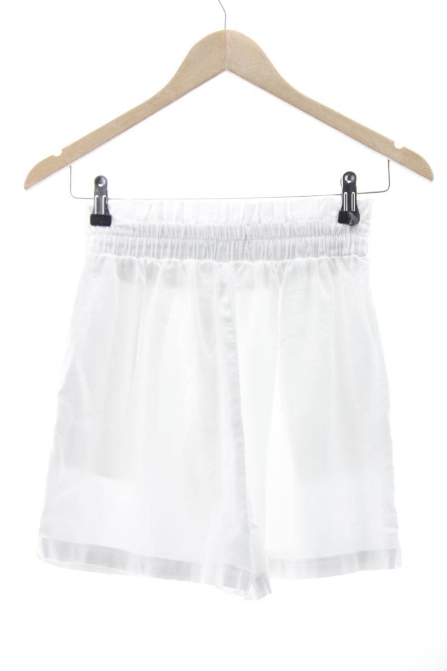 Shorts Amisu de la taille 34, de couleur blanc