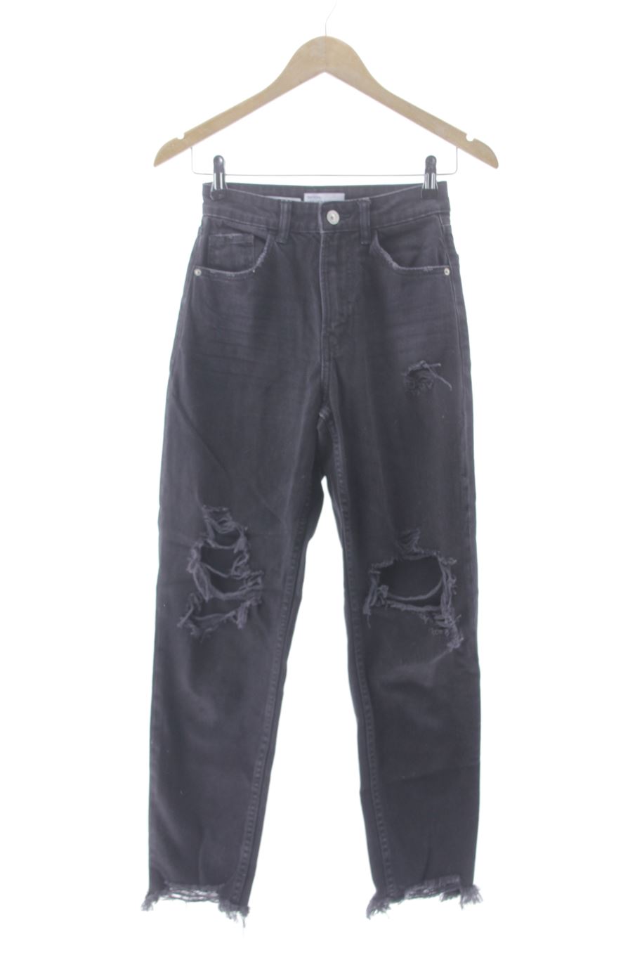 Jeans Bershka de la taille 32, de couleur noir de denim