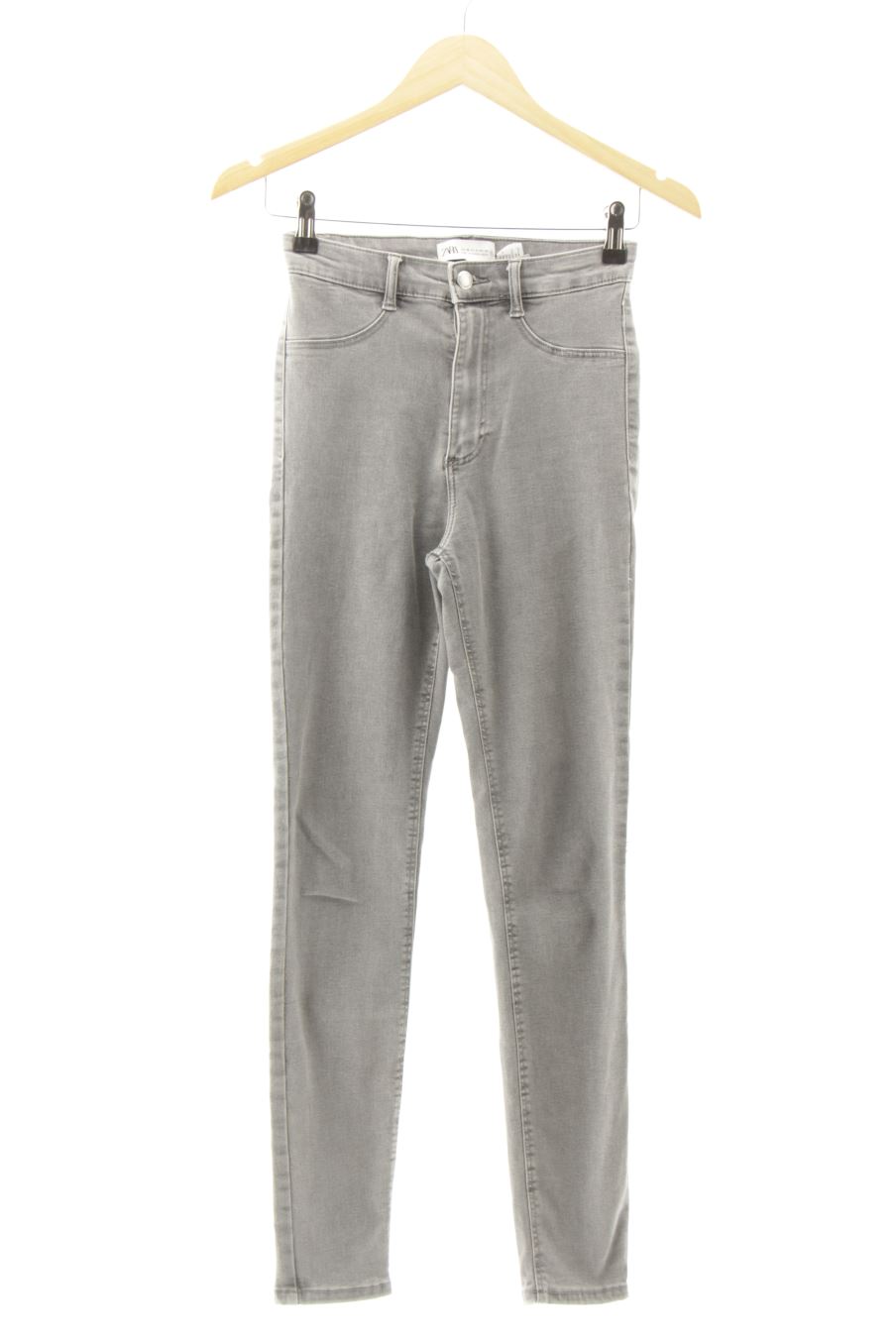 Jeans Zara de la taille 36, de couleur gris de denim