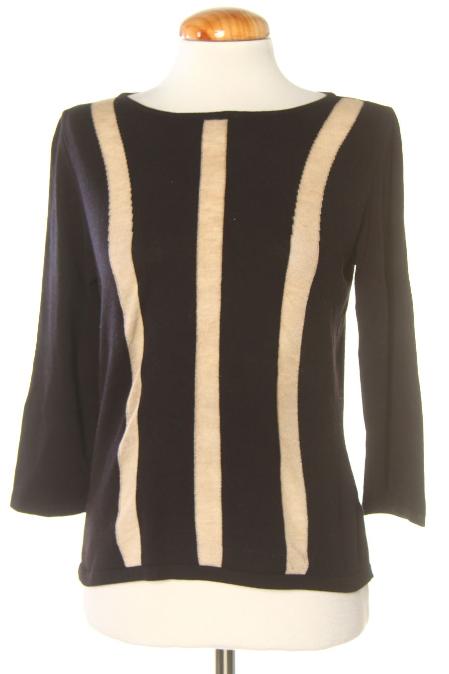 Pull Amaya Arzuaga de la taille 42, de couleur noir
