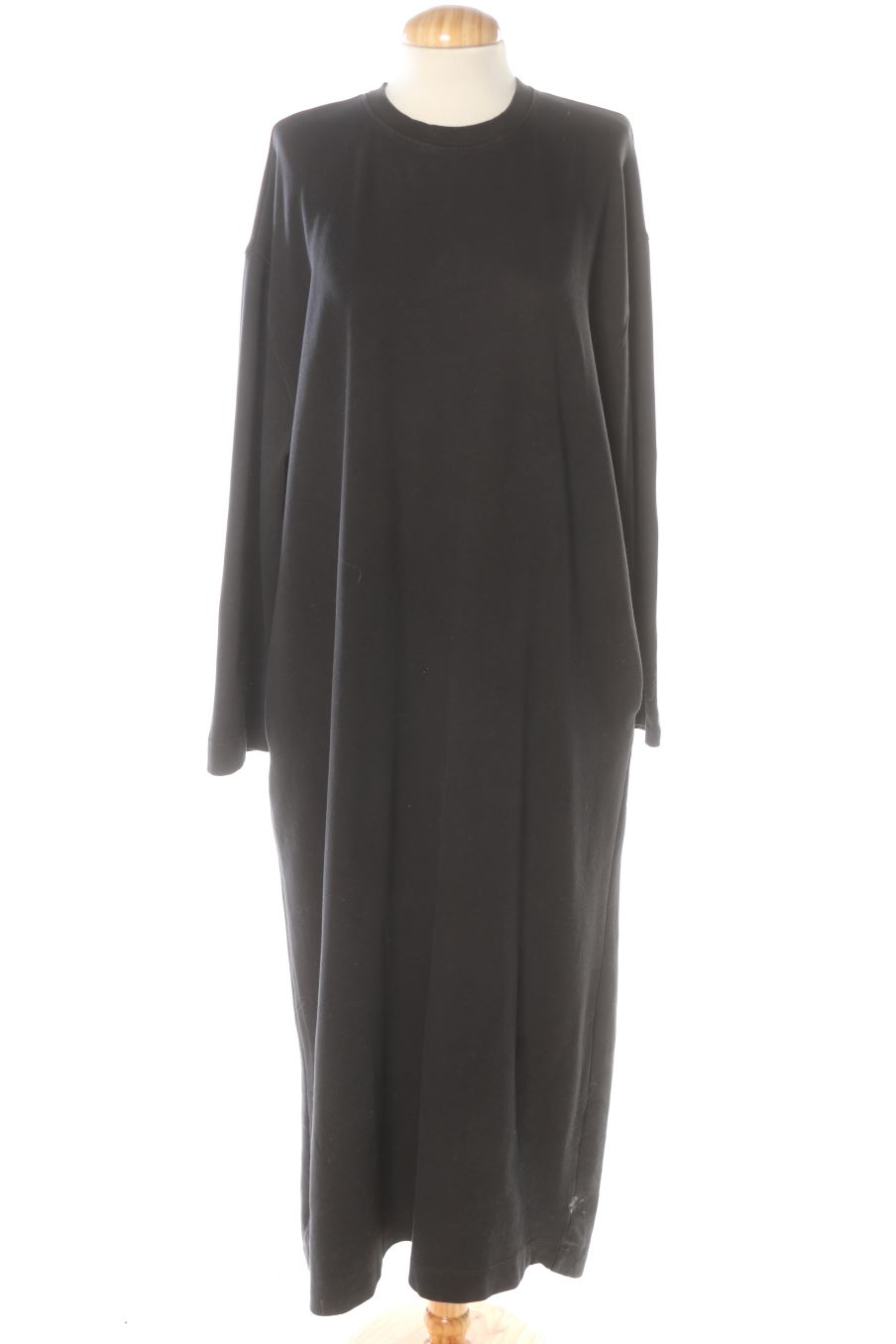 Vestito casual de Zara de la talla M, de color nero