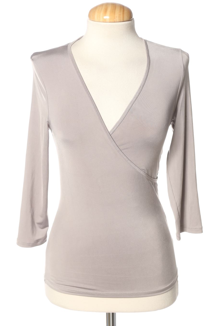 Top Bershka de la taille M, de couleur gris