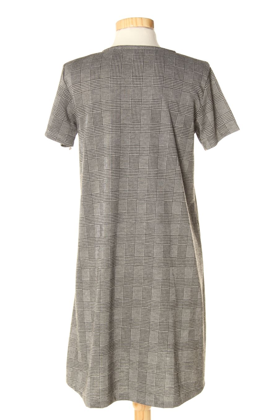 Vestido casual de Stradivarius de la talla S, de color cuadros