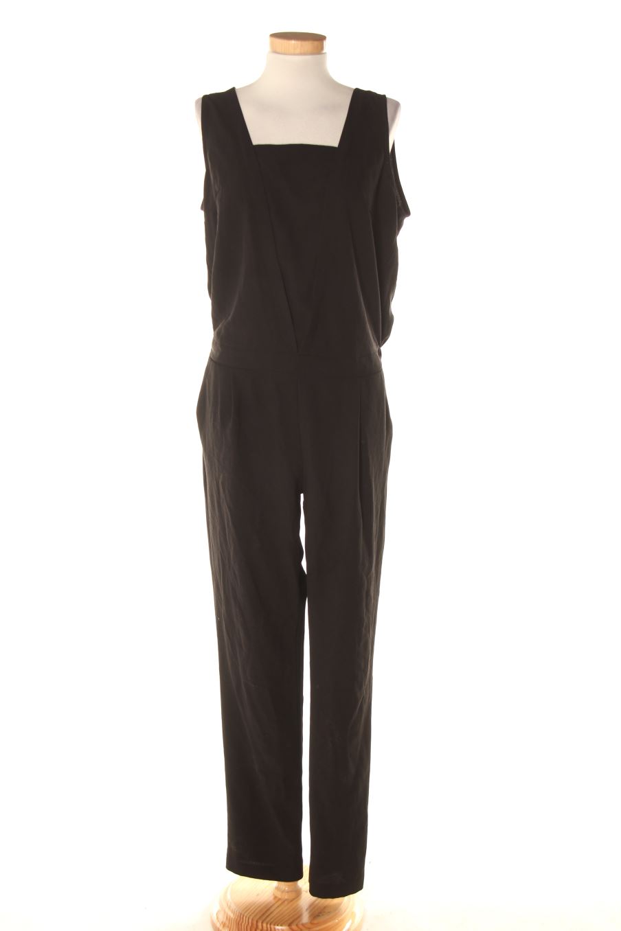 Combinaison Promod de la taille L, de couleur noir
