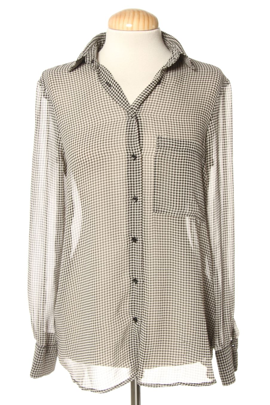 Chemise Zara de la taille XS, de couleur noir