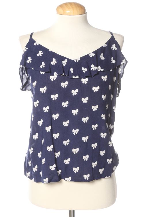 Aufwändiges Top