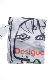 Fular Única Desigual, foto 1 de 2