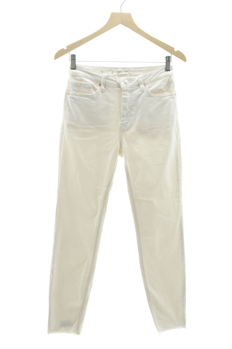 Jeans Mango de la taille 38, de couleur blanc de denim