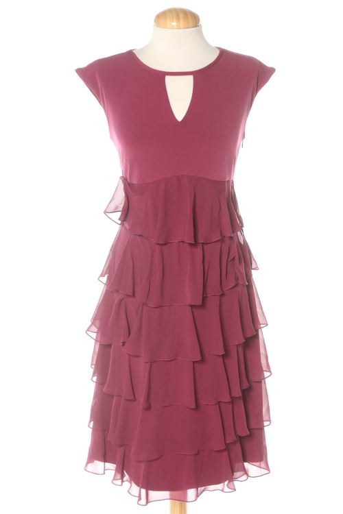 Aufwändiges Kleid
