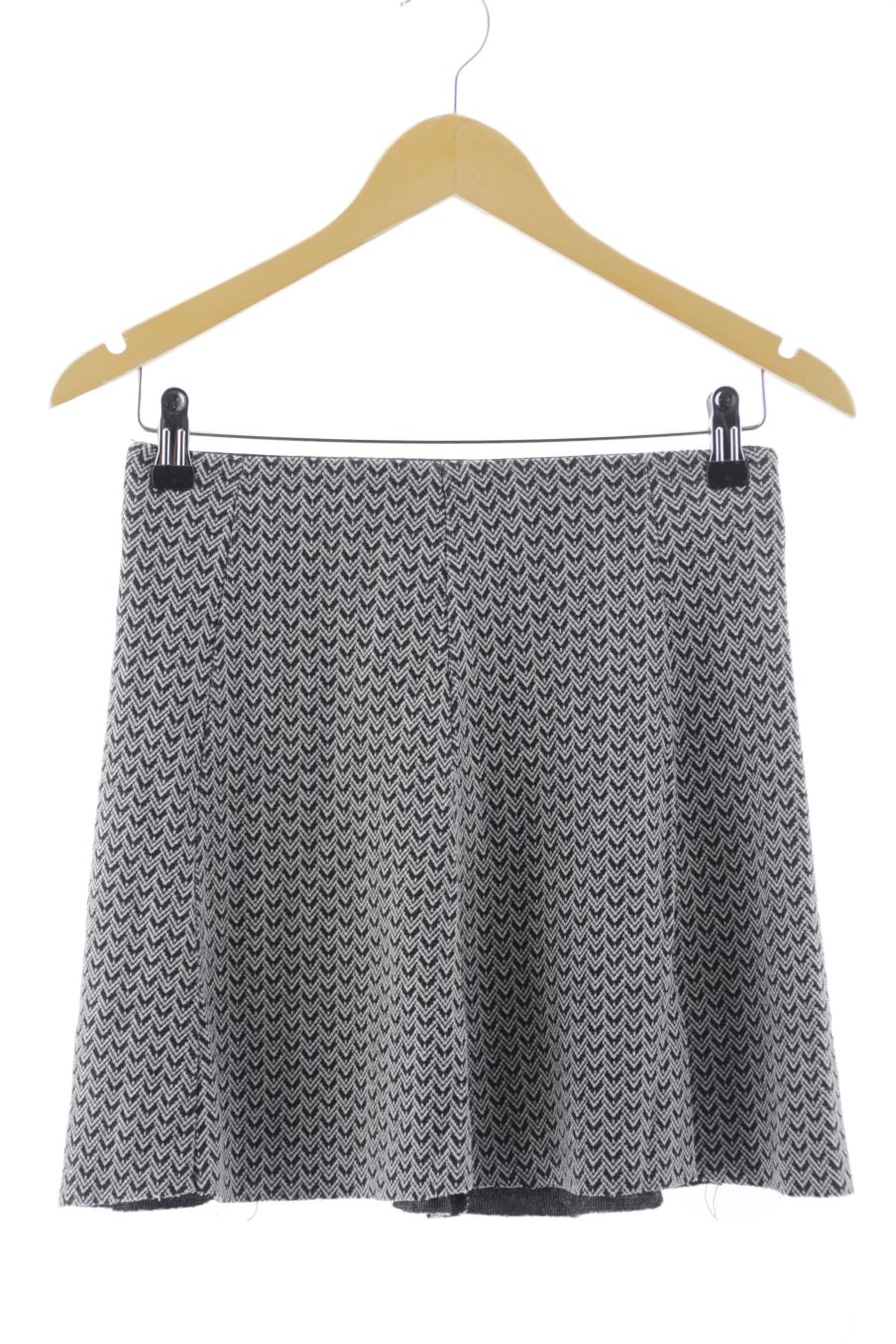 Falda de Bershka de la talla M, de color gris